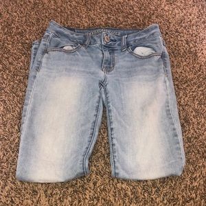 light wash american eagle outfitters jeggings